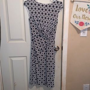 Lauren Ralph Lauren dress Ruched and fully lined Size 2